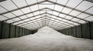 Almacenamiento de materias primas y equipos